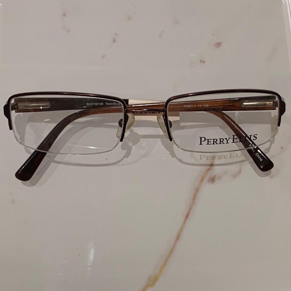 NWT Men Perry Ellis frame